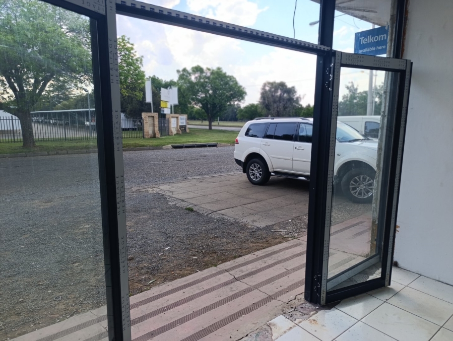 To Let Commercial Property for Rent in Hospitaalpark Free State